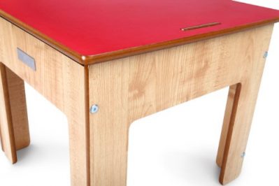 Little Helper Kinder Spiel- und Sandtisch mit umkehrbarer Kreidetafel, natur/rot